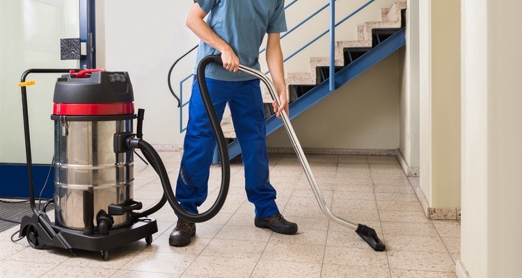 How to Use a Shop Vac