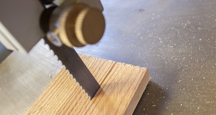 A Guide to Bandsaw Features